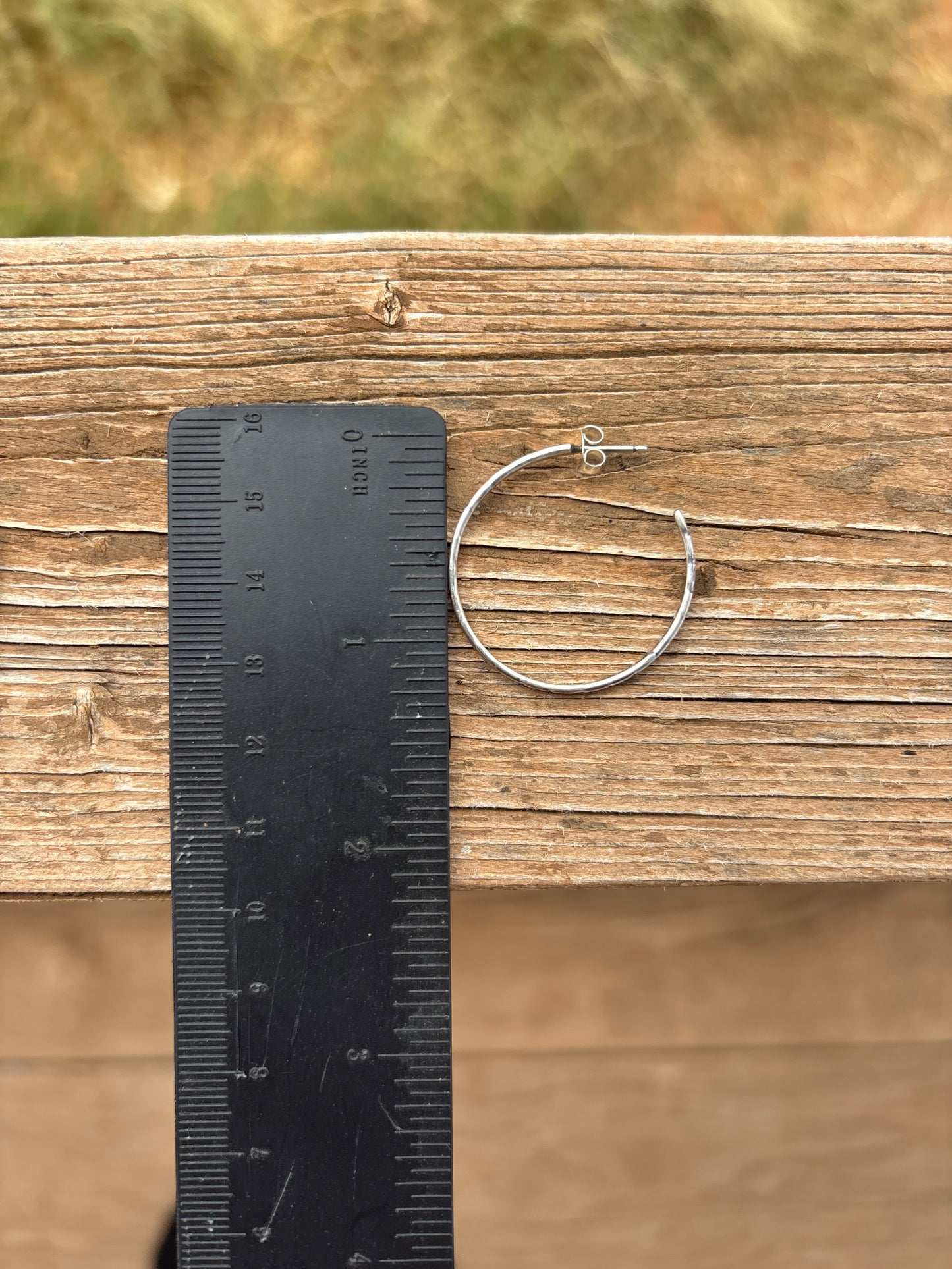 Elaine Tahe SS Hoop Earrings 208526RB