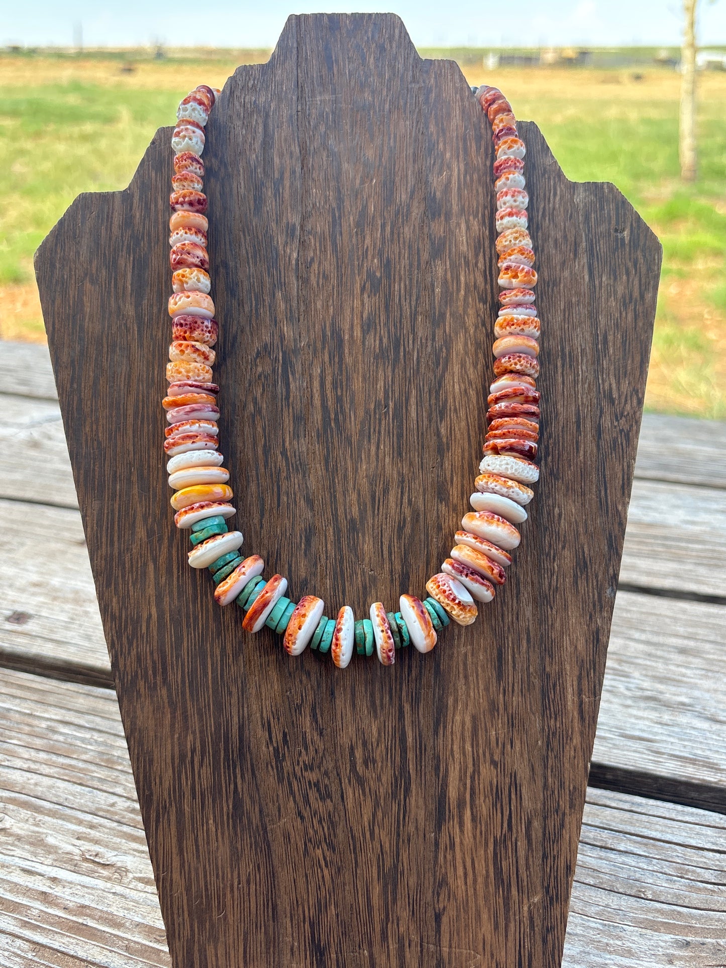 Graduated Spiny Oyster & Turquoise Necklace 002rb