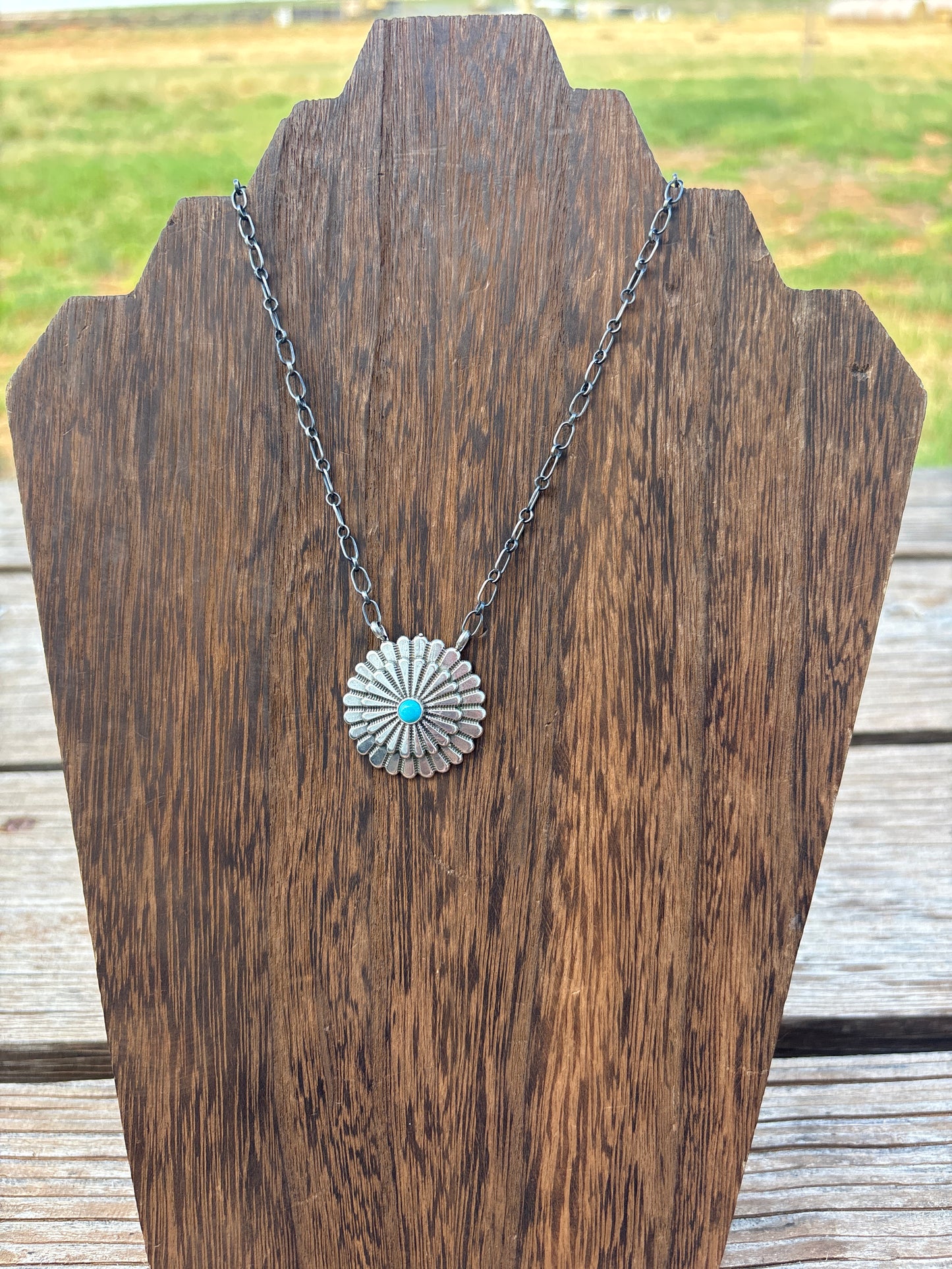 Concho Style Turquoise & Sterling Silver Necklace by Sheldon Mariano
350rb